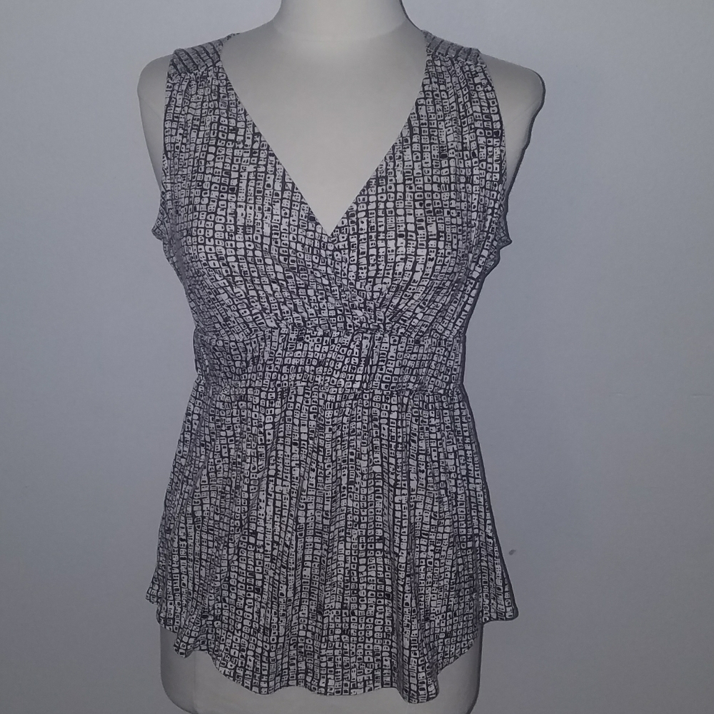 NWOT Banana Republic Sleeveless Blouse